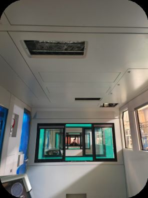 Salle de contrôle efficace pour manœuvres